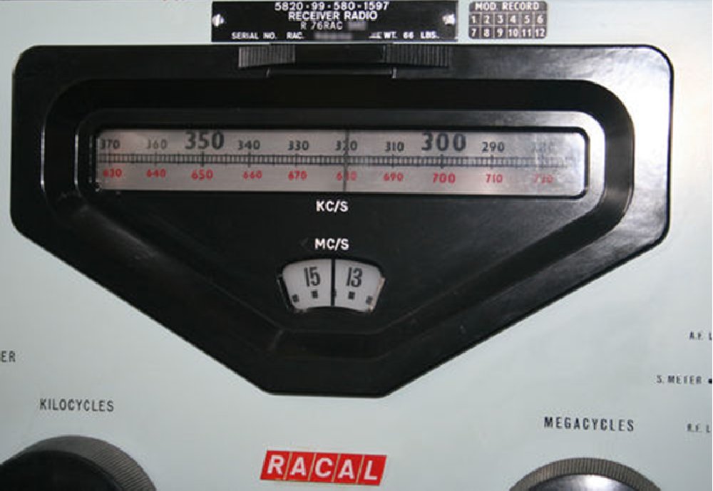 Racal RA 117